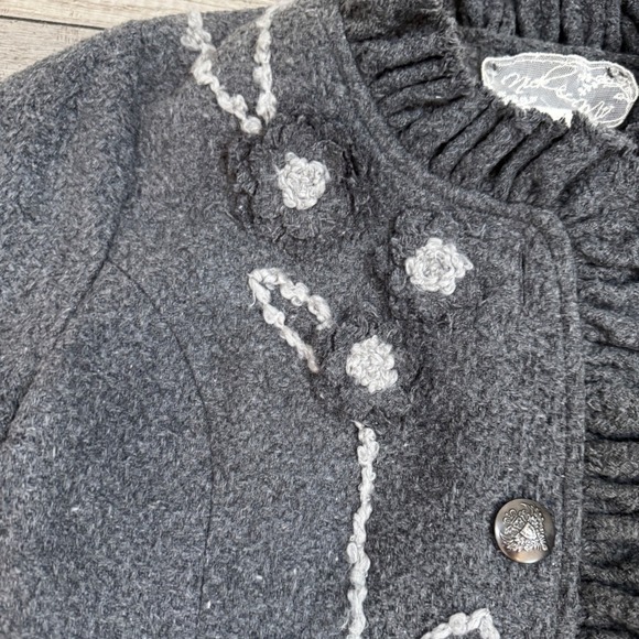 My Best Me Gray Wool Blend Jacket Ruffle Trim Floral Applique Medium - Picture 3 of 9